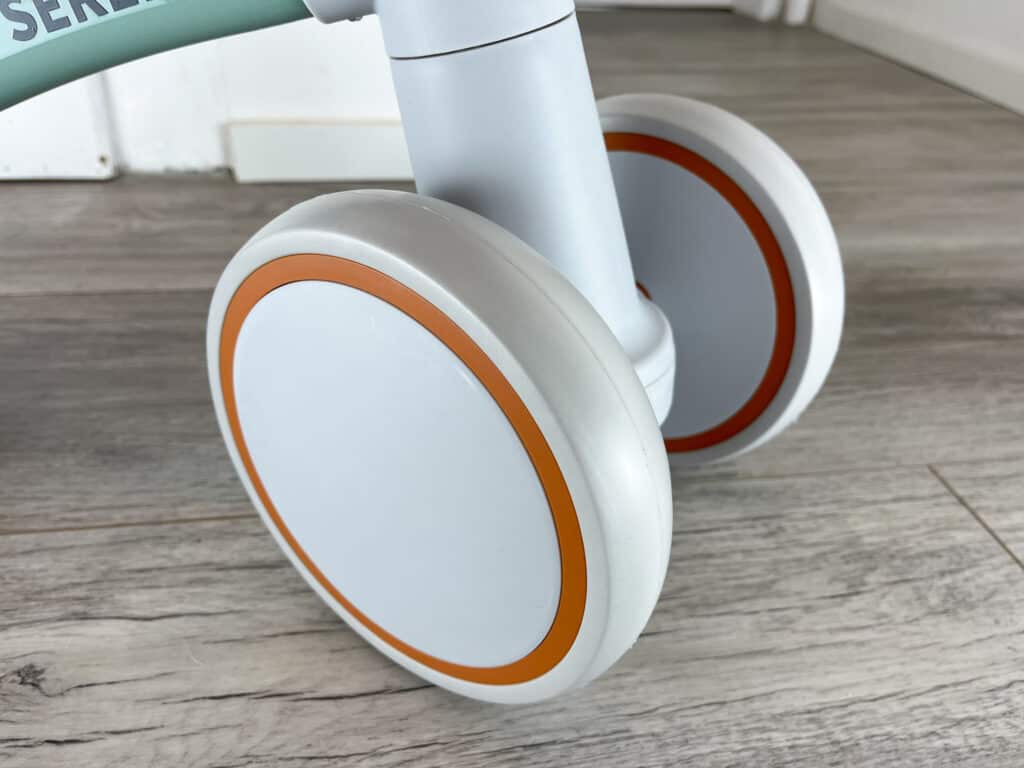 Nahaufnahme der SEREED Laufrad Räder