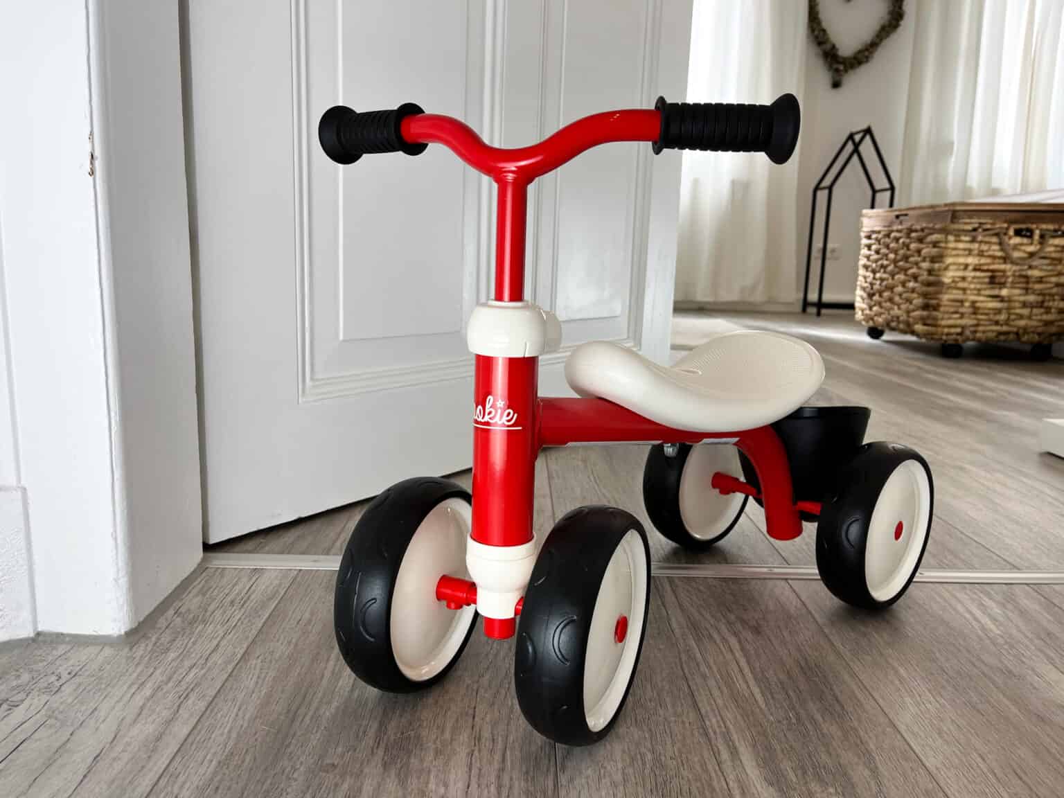Smoby Rookie Rutscherfahrzeug Laufrad